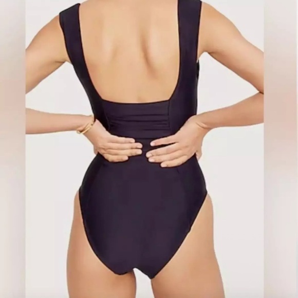 J Crew Plus Size 24 Black Ruched Squarenck One Piece Swimsuit NWT Classic Staple - Picture 3 of 6